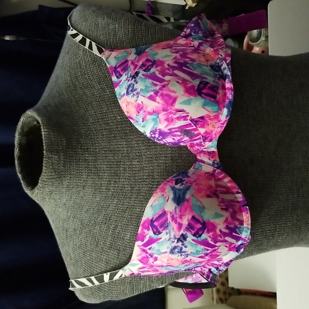 PINK VS vibrant wear everywhere push up bra
